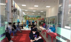 Sinh viên tại KTX có 14 trường hợp F0 đã được tiêm vaccine phòng COVID-19