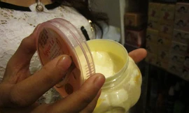 Nữ sinh ôm hận vì tẩy trắng da