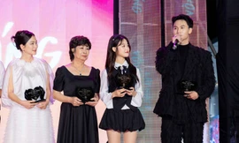 Đoàn Thế Vinh bật khóc nói về vai nam chính phim Lật Mặt 8