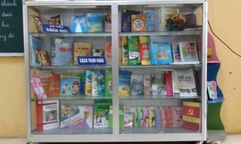 Một góc thư viện sách của một trường tiểu học ở Hà Nội. Ảnh: Đỗ Hợp