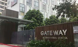 Trong quyết định cho phép thành lập không có chữ "quốc tế" mà trường tự thêm vào là thực hiện sai quy định.