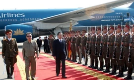 Ngày 17/10/2007, Tổng Bí thư Nông Đức Mạnh đến thăm Vạn Cảnh Đài - nơi sinh của Chủ tịch Kim Nhật Thành. (Ảnh: Đinh Xuân Tuân/TTXVN) 