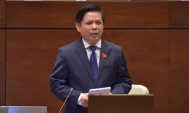 UBTVQH quyết nghị ông Nguyễn Văn Thể, Ủy viên TƯ Đảng, Bộ trưởng Bộ GTVT, đại biểu Quốc hội khóa XIV thôi làm thành viên Ủy ban Tài chính, Ngân sách của Quốc hội để tập trung chỉ đạo công việc của Bộ GTVT. (Ảnh: Quốc hội)