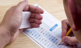 TS Nguyễn Việt Cường cho rằng xác suất để thí sinh đạt điểm 0 trong bài thi trắc nghiệm là rất hiếm. (Ảnh minh họa, nguồn: KT)