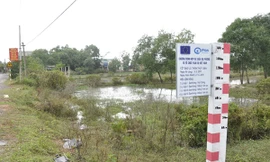 Cột báo lũ ở xã Gio Hải