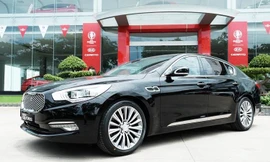 Xế sang tồn kho giảm giá cả nửa tỷ đồng