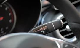 Đâu là loại cần số khó dùng nhất trên ô tô?