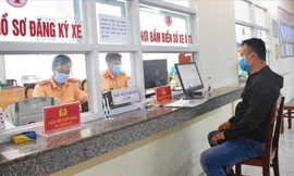 (ảnh: Lao Động)