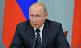Tổng thống Nga Putin ký sắc lệnh miễn nhiệm 15 tướng lĩnh. Ảnh: RIA Novosti