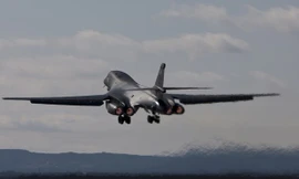 Máy bay ném bom chiến lược B-1B Lancer. (Nguồn: Boeing)