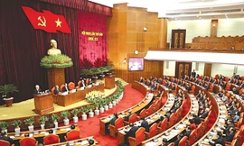 Đội ngũ cán bộ cấp chiến lược là đội ngũ giữ vai trò dẫn dắt sự phát triển của đất nước. (Trong ảnh: Hội nghị Trung ương 6, khóa XII)