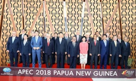 Các Nhà lãnh đạo APEC chụp ảnh chung. (Ảnh: Thống Nhất/TTXVN)