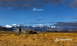 Cận cảnh hệ thống phòng không HQ-16 của Trung Quốc