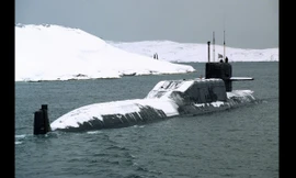 Xem tàu ngầm hạt nhân Nga tác chiến trong điều kiện đóng băng