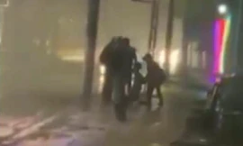 Một clip xuất hiện trên mạng với thông tin "rùng rợn" về việc bố cắt cổ 2 con gây hoang mang dư luận - Ảnh: cắt từ clip