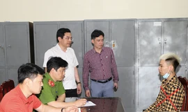 Sau khi bị bắt, hung thủ nhanh chóng khai nhận hành vi cướp của, hiếp dâm và giết người - Ảnh: Hoàng Long