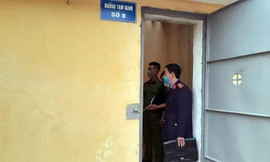 Buồng tạm giữ số 8, nơi nghi phạm bị tạm giữ tử vong - Ảnh: VKS TB