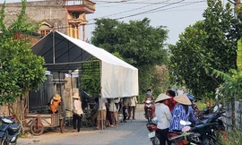 Gia đình tổ chức đám tang cho nạn nhân - Ảnh: Hoàng Long