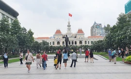 TPHCM giám sát tụ tập đông người qua thuê bao điện thoại