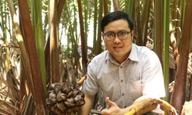 Chàng kỹ sư trẻ 'hoá phép' bắt cây dừa nước tiết ra mật