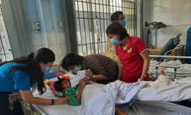 Hơn 70 tỷ đồng từ TPHCM hỗ trợ bà con miền Trung