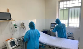 TPHCM sẽ đưa Robot khử khuẩn phòng cách ly bệnh nhân mắc Covid-19