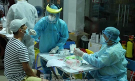 Sở Y tế TPHCM nói gì về việc xét nghiệm COVID-19 theo yêu cầu, có thu phí?