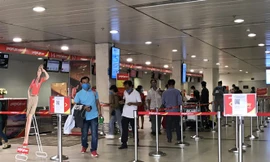 TPHCM lên phương án đón hơn 10.000 người Việt ở vùng dịch về nước