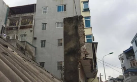 Những ngôi nhà 'kỳ dị' tiếp tục mọc lên ở phố mới Hà Nội