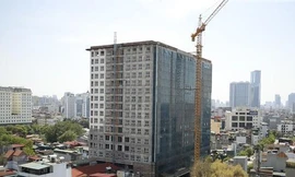 Công trình 8B Lê Trực thời điểm vừa "cắt ngọn"