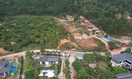 Hàng loạt công trình xây dựng không phép đã hình thành tại "điểm nóng" xã Minh Trí, huyện Sóc Sơn khiến lãnh đạo xã bị kỷ luật