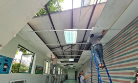 Tháo dỡ phần cơi nới tại Trường Tiểu học Lý Thái Tổ sau Kết luận Thanh tra Bộ Xây dựng.