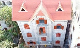 Hà Nội kỷ luật Chủ tịch phường liên quan đến biệt thự phá vỡ quy hoạch