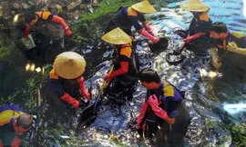 Trao giải, trưng bày ảnh cuộc thi 'Thủ đô Hà Nội xanh - sạch - đẹp 2016'