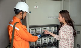 Hà Nội hướng dẫn cách giúp người dân 'chống shock' với hóa đơn tiền điện tăng vọt