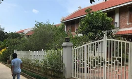 Ba Vì giải thích lý do hợp thức hóa sai phạm 57 biệt thự 'khủng'