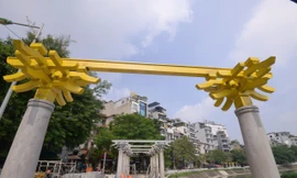 Cận cảnh phố đi bộ quanh hồ Ngọc Khánh sắp đi vào hoạt động