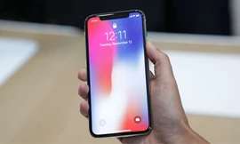Ẩn số giá iPhone X khi về Việt Nam