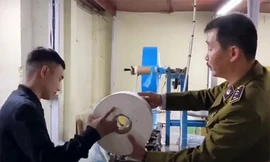 Đề nghị xử lý hình sự doanh nghiệp sản xuất khẩu trang từ giấy vệ sinh