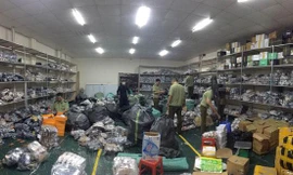 Thu giữ hơn 3.000 sản phẩm giày dép giả nhãn hiệu nổi tiếng