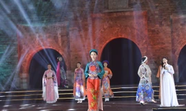 63.000 lượt khách đổ về Lễ hội áo dài du lịch Hà Nội 