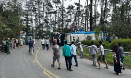 Tin mới vụ lật xe trên đèo Tam Đảo khiến 3 người tử vong