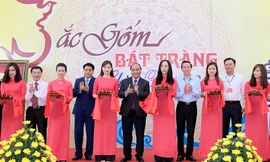 Thủ tướng kỳ vọng Bát Tràng thành làng nghề kiểu mẫu