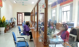 Ngày đầu làm việc: Phường Văn Miếu cấp giấy xác nhận trong 30 phút