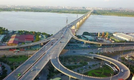 Cầu Vĩnh Tuy giai đoạn 2 là một trong những dự án trọng điểm của thành phố đang triển khai. Ảnh minh họa