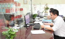 Hà Nội: 'Chữa bệnh' thờ ơ, thiếu trách nhiệm của một bộ phận công chức