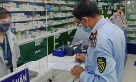 Lực lượng Quản lý thị trường Hà Nội xử lý một số hàng hóa liên quan đến Covid-19