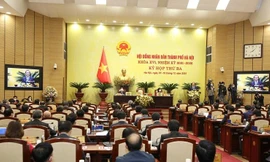 Quang cảnh phiên chất vấn sáng 9/12