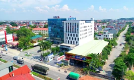 Vĩnh Phúc tạm đình chỉ 2 bệnh viện và hàng loạt quán karaoke 
