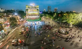 Không gian phố đi bộ quanh hồ Hoàn Kiếm